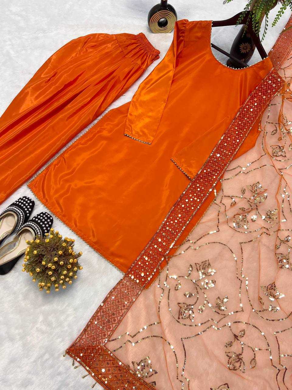 Crepe  Ladies Salwar Suits Party wear